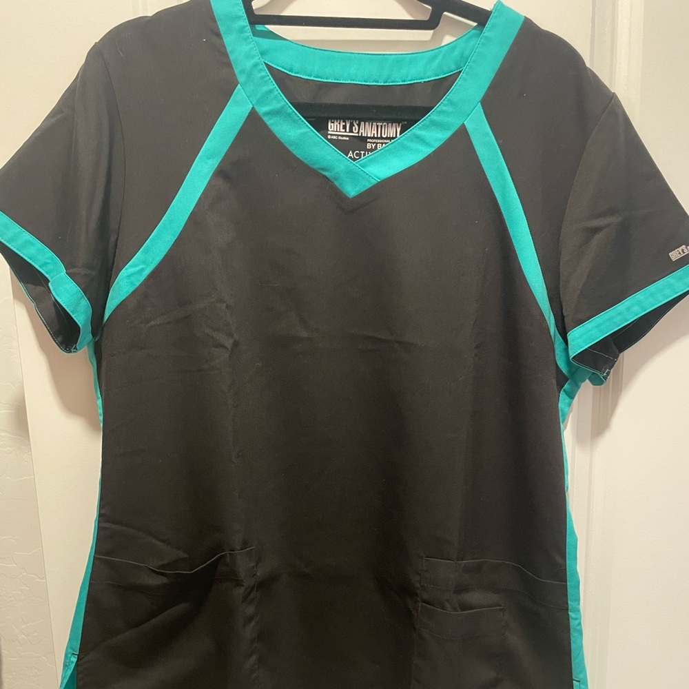 Greys anatomy scrub top